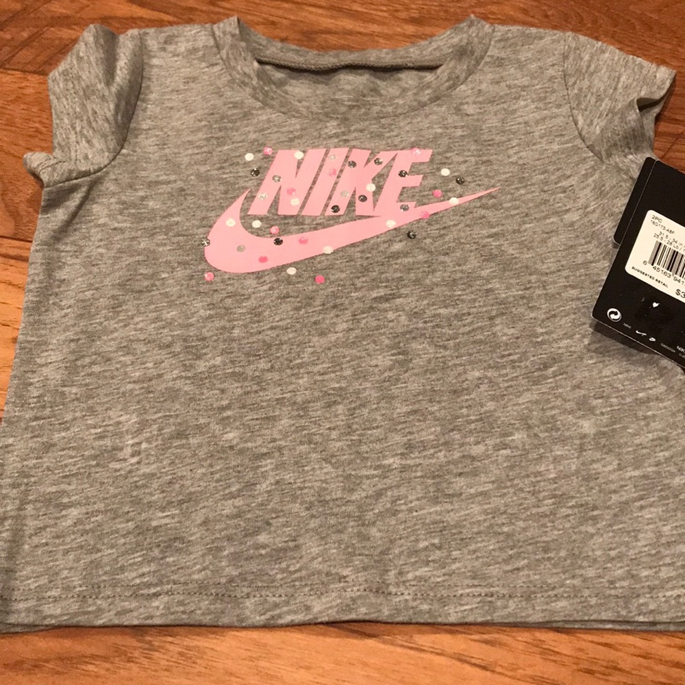 Nike Baby 2-Piece Set. NWT - Picture 4 of 5
